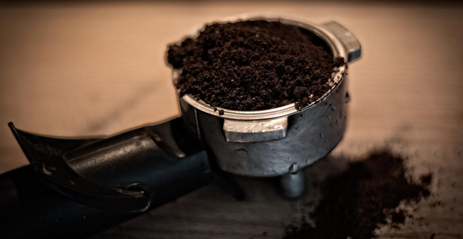 Els pòsits de cafè poden convertir-se en matèria primera per produir biocombustibles